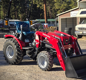 Fournisseur direct de tracteurs agricoles Mahindra 5570, moteur diesel 70 CV, 4 roues motrices, véhicule agricole, tracteur utilitaire compact robuste - Product Image 1