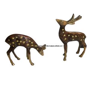 Sculpture décorative en métal de laiton en forme de renne, très demandée, pour la décoration de la maison et du bureau, cadeaux de mariage - Product Image 4