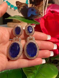 Pendentif de mariée classique en or 14 carats avec pierre précieuse bleue double, certifié IGI, bijoux de luxe empilables, exclusif pour mariage et fiançailles - Product Image 2