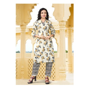 Conjunto de pantalón Kurti de tela de cápsula para mujer de uso diario étnico de India y ropa paquistaní en oferta - Product Image 1