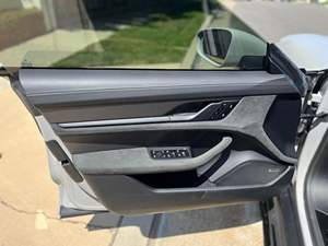 2023 pour Taycan GTS Sport Turismo 590 ch Véhicule utilitaire sport électrique à traction intégrale, Pack Premium AE - Product Image 4