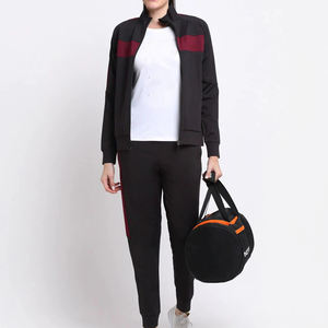 Nouveau été à la mode femmes vêtements 2025 nouvelle conception femmes survêtement durable femmes deux pièces grande taille de haute qualité - Product Image 4