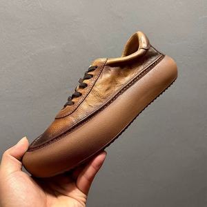 รองเท้าลำลองผู้ชาย รองเท้าโลฟเฟอร์น้ำหนักเบา รองเท้าเดินระบายอากาศได้ดี ดีไซน์สวมใส่สบายสำหรับทุกวันและสวมใส่ลำลองในออฟฟิศ - Product Image 1