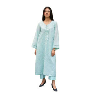 Trajes Formales para Mujer de Talla y Diseño Personalizados, Uso Casual, Alta Calidad, Ecológicos, Chikankari Lawn - Product Image 1