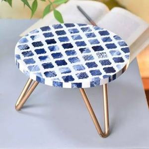 ขาตั้งเค้กไม้ MDF ลายกระดูก งานฝีมือสุดหรู พร้อมรายละเอียดประณีตสวยงาม เป็นมิตรต่อสิ่งแวดล้อม เหมาะสำหรับเสิร์ฟขนมหวานอย่างมีระดับ - Product Image 1