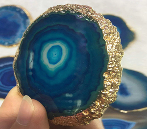 Accesorios de vajilla de Venta caliente Posavasos de ágata con rebanada de ágata galvanizada dorada a precio mayorista con calidad superior - Product Image 3