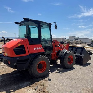 Chargeuse sur pneus Kubota R640 compacte, capacité nominale de 9 tonnes, hydraulique Denison, moteur Euro5/EPA de 64,4 CV, pompe hydraulique Kawasaki, modèle 2023 - Product Image 2