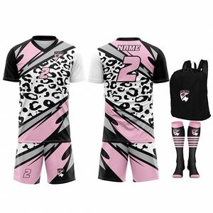 เสื้อฟุตบอลสโมสรสำหรับทีมชาติสหรัฐอเมริกา ปี 2024 2025 รุ่นพรีเมียมสำหรับผู้ชายและผู้หญิง เสื้อกล้ามแบบไทย บริการ OEM ใหม่ เสื้อยืด ชุดฟุตบอล - Product Image 1