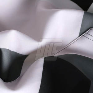 Sweats à capuche personnalisés imprimés par sublimation, parfaits pour les promotions de marque et les uniformes d'équipe, sweats à capuche pour hommes - Product Image 6