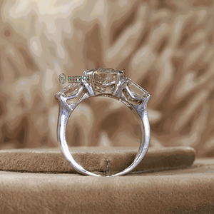 Bague de mariage 2.50 CT ronde et princesse taillée en diamant 3 pierres style demi-lunette - Product Image 2