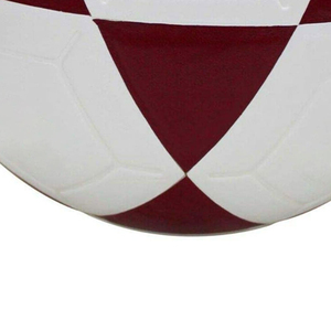 Balón de fútbol hecho en cuero 2025, balón de fútbol de diseño personalizado, balón de fútbol de alta calidad para adultos paquistaníes con servicio OEM - Product Image 3