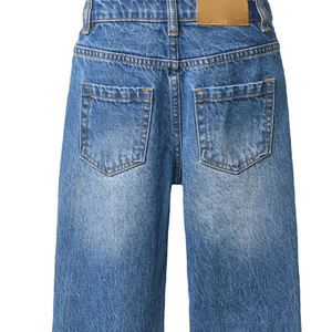 Pantalones vaqueros para niños con diseño moderno y cómodo, ajuste a la cintura, bolsillos laterales funcionales, estampado personalizado y presillas para cinturón, estilo casual. - Product Image 6