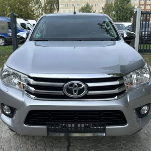 2018 para Toyota Hilux GCC AWD usado con asientos de cuero ligero R20 neumáticos ACC Control de crucero Euro6 emisión dirección izquierda - Product Image 1
