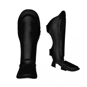 Vente en gros de protège-tibias professionnels MMA Conception personnalisée Équipement de protection en cuir de sécurité - Product Image 5