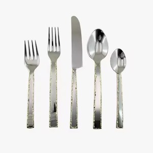 Ensemble de couverts de luxe en métal poli couverts en acier inoxydable durables pour la cuisine à domicile et la vaisselle de fête - Product Image 4