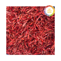 Chili séché rouge du Vietnam de type entier et coupé avec une riche saveur épicée, processus de séchage naturel, approvisionnement en vrac avec emballage personnalisé