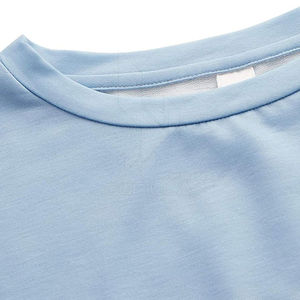 Low MOQ High Quality Women Slim Fit Breathable Crop <b>Top</b> Sweatshirts Front Casual Streetwear for Adults <b>Winter</b> Customized Options - Product Image 3