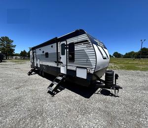 Camping-car PALOMINO PUMA 337BH 2025 d'occasion en excellent état, grande capacité, à vendre - Product Image 1