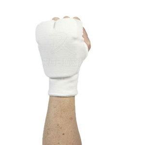 Mitaines de karaté légères pour l'entraînement, pour une précision des coups et une pratique des arts martiaux - Matériel en coton - Product Image 2