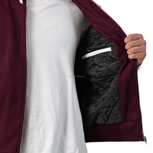 Chaqueta Varsity Unisex con Cierre, Cuerpo de Lana Melton, Mangas de Cuero, Ribete Acanalado, Forro Acolchado, Estilo Universitario Vintage, Diseño de Parches - Product Image 6