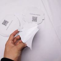 Autocollants découpés sur mesure, impression UV haute qualité, vinyle transparent adhésif résistant et imperméable.
