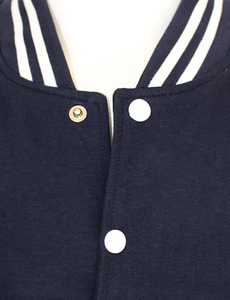 แจ็คเก็ต Letterman Varsity แบบสั่งทำพิเศษ ตัวเสื้อทำจากผ้าขนสัตว์ แขนเสื้อสีขาว เหมาะสำหรับใส่ในฤดูหนาว และแจ็คเก็ต Varsity สุดเท่สำหรับผู้ชาย - Product Image 4