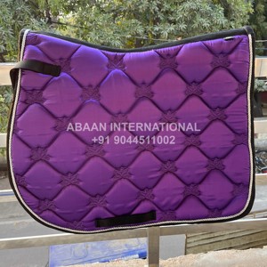 แผ่นรองอานม้าผ้าซาตินสีแดงพร้อมเชือกท่อ - Product Image 5