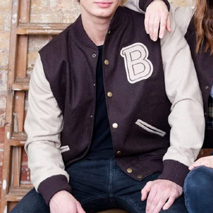 Chaqueta universitaria de béisbol personalizada de lana de chenilla para hombre, nuevo diseño personalizado, estilo universitario liso con letras para invierno - Product Image 5