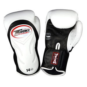 ถุงมือชกมวยคู่แฝดคุณภาพสูงแบบ OEM ออกแบบเองได้ สำหรับมวยไทย คิกบ็อกซิ่ง ซ้อมและฝึกซ้อม ทำจากหนัง - Product Image 1