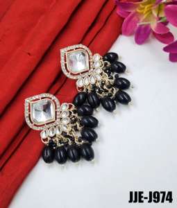 Alliage durable de boucle d'oreille de Kundan 12 couleurs paire de 1.3275 grammes bijoux traditionnels légers de mode fournisseur en ligne en gros - Product Image 4