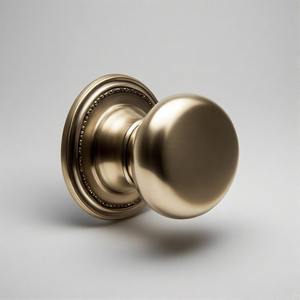 Pomo de puerta redondo de níquel pulido GleamTurn Royal Arc, estética moderna elegante con detalles lujosos para interiores de primera calidad - Product Image 3