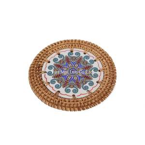 Posavasos de Fibra Natural de Ratán Hecho a Mano para Protección de Tazas y Jarras en Interiores del Hogar, de Vietnam - Product Image 1