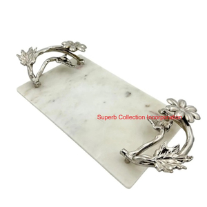 Elegante bandeja de servicio de mármol natural blanco con asas de rama de flor dorada decorativa de lujo y para decoración y entretenimiento del hogar - Product Image 3