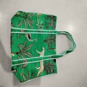 Magnifique sac de week-end de luxe fait main à imprimé animal, en coton imprimé matelassé, grande capacité, durable, prix de gros - Product Image 2