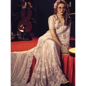 Sari de Fiesta con Lentejuelas Color Durazno y Blusa, Vestidos de Noche - Product Image 3