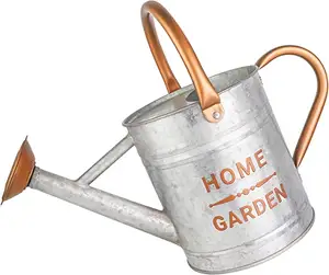 ヴィンテージデザイン水缶スタイルじょうろスタイル庭の金属散水缶じょうろ庭の屋内植物水