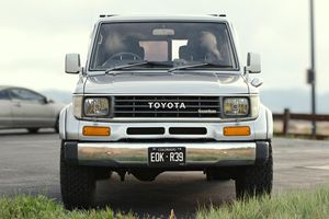รถยนต์แลนด์ครุยเซอร์ ปราโด EX ปี 1992 ขับเคลื่อน 4 ล้อ เกียร์ธรรมดา เครื่องยนต์ดีเซล พวงมาลัยซ้าย รถมือสองจากตลาดญี่ปุ่น คุณภาพส่งออก เชื่อถือได้ - Product Image 5