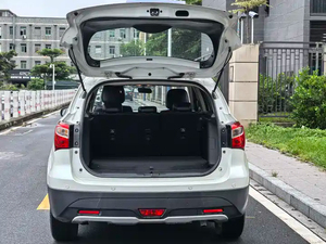 Voitures d'occasion de qualité - Suzuki S-Cross 2013 1.6L CVT 2WD Elite 5 places - SUV familial compact - Conduite à gauche - Véhicule d'occasion à l'exportation - Product Image 5