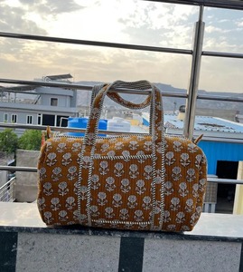 Quilted Duffle <b>Bag</b> Sport Weekender Styles Made of Cotton with Zipper Closure Directly Manufactured Quilted Duffle <b>Bag</b> Cotton <b>bag</b> - Product Image 3