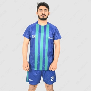 Uniforme de Fútbol Personalizado en Oferta |   Camiseta de Fútbol Sublimada al Por Mayor a Precio Económico |   Ropa Deportiva de Secado Rápido para Entrenamiento en Equipo 2026 - Product Image 5