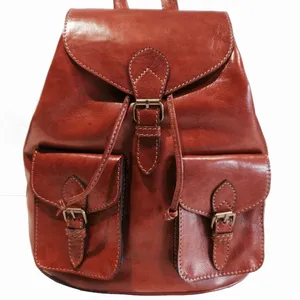 Mochila de cuero genuino hecha a mano unisex en color negro tostado - Product Image 1