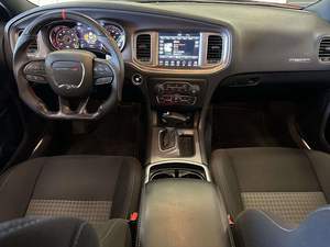 Dodge Charger R/T 2023, Tracción Trasera, Caja de Cambios Automática, Título Limpio, Sin Accidentes, con Bajo Kilometraje, Precio Accesible - Product Image 5