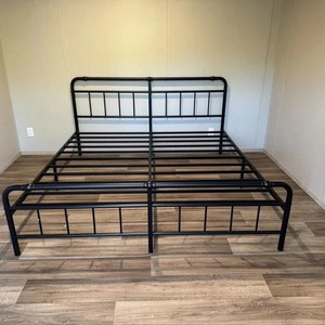 โครงเตียงเหล็กปรับระดับได้แบบดั้งเดิม HUY GIA สีดำ ขนาดใหญ่ ดีไซน์แข็งแรง ทนทาน เฟอร์นิเจอร์ห้องนอน รุ่น ADV-B16 - Product Image 6