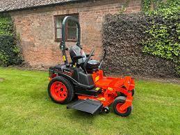 Tondeuse à gazon Kubota G261 livraison rapide équipement de coupe de jardin haute performance - Product Image 5