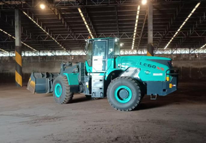 Mini-chargeuse sur pneus électrique avec moteur à couple élevé, capacité de la benne de 45 L, puissance de 70 kW, chargeuse compacte pour travaux de construction - Product Image 2