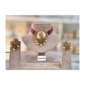 Majestic Antique Bridal Jewelry Set with Earrings Heavy Look Design Perfect for Receptions <b>Cultural</b> Events & Festive Occasions - Product Image 2