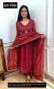 Nuevo Conjunto de Kurti Tradicional Indio de Algodón con Bordado, Kurta para Mujer para el Verano, Venta al por Mayor en India - Product Image 5