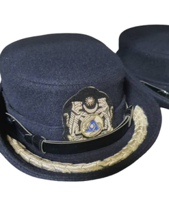 Badges brodés à la main de luxe OEM en tissu feutre, personnalisables, écologiques, taille et forme personnalisables pour la promotion de vêtements - Product Image 5