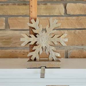 <b>Snowflake</b> Shade Stocking Holder in Brown Metal Design 100pcs Customized Size for Festive Christmas Party <b>Decoration</b> Essentials - Product Image 3