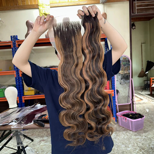 Precio 8 - 40 pulgadas mezcla de colores cuerpo ondulado humano sin procesar Paquete de cabello virgen cutícula alineada cabello Remy crudo para mujeres negras - Product Image 1